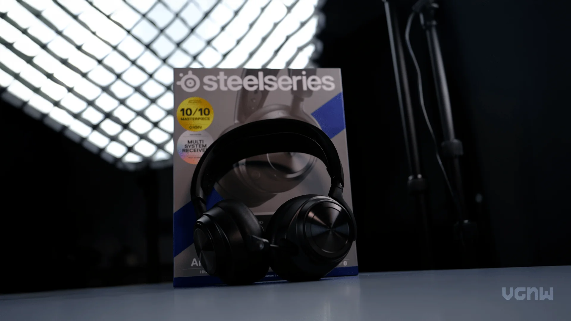 steelseries-arctis-nova-pro-wireless-5.webp